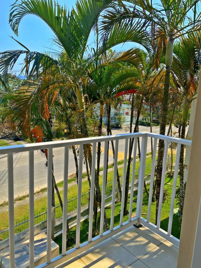 Apartamento Praia Grande Tenorio Pe Na Areia C/ Ar 우바투바 외부 사진